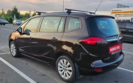 Opel Zafira C рестайлинг, 2014 год, 1 150 000 рублей, 2 фотография