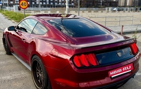 Ford Mustang VI рестайлинг, 2016 год, 2 999 999 рублей, 6 фотография