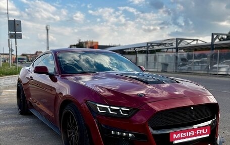 Ford Mustang VI рестайлинг, 2016 год, 2 999 999 рублей, 8 фотография