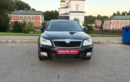 Skoda Octavia, 2010 год, 650 000 рублей, 2 фотография