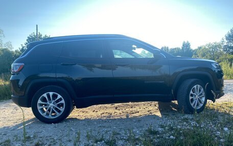 Jeep Compass II, 2020 год, 2 300 000 рублей, 4 фотография