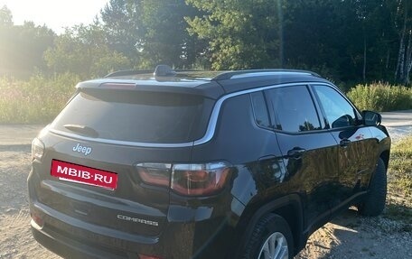 Jeep Compass II, 2020 год, 2 300 000 рублей, 5 фотография