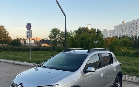 Renault Sandero II рестайлинг, 2021 год, 1 080 000 рублей, 1 фотография