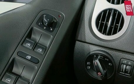 Volkswagen Tiguan I, 2015 год, 1 235 000 рублей, 25 фотография
