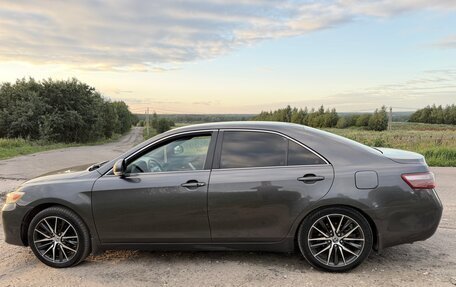 Toyota Camry, 2010 год, 1 020 000 рублей, 5 фотография