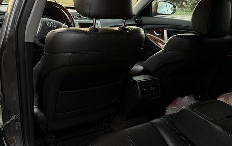 Toyota Camry, 2010 год, 1 020 000 рублей, 10 фотография