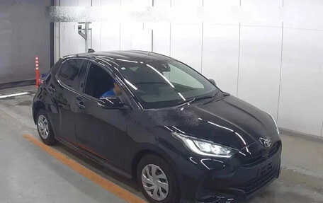 Toyota Yaris, 2021 год, 1 500 000 рублей, 8 фотография