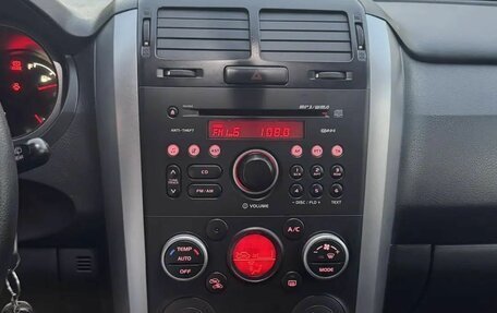 Suzuki Grand Vitara, 2011 год, 750 000 рублей, 4 фотография