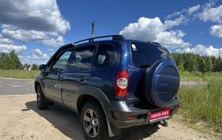 Chevrolet Niva I рестайлинг, 2018 год, 840 000 рублей, 1 фотография
