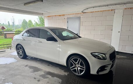 Mercedes-Benz E-Класс, 2018 год, 2 650 000 рублей, 1 фотография