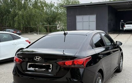 Hyundai Solaris II рестайлинг, 2022 год, 1 970 000 рублей, 5 фотография