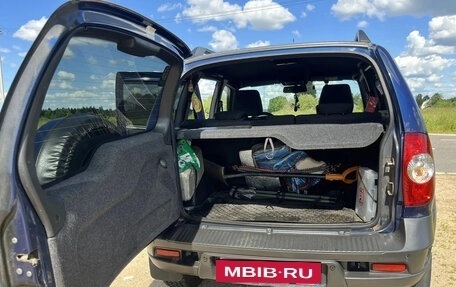 Chevrolet Niva I рестайлинг, 2018 год, 840 000 рублей, 12 фотография