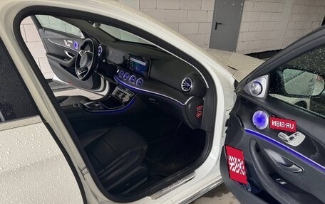 Mercedes-Benz E-Класс, 2018 год, 2 650 000 рублей, 7 фотография