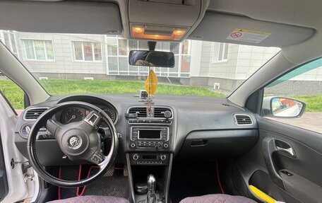 Volkswagen Polo VI (EU Market), 2013 год, 805 000 рублей, 3 фотография