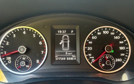 Volkswagen Tiguan I, 2013 год, 890 000 рублей, 20 фотография
