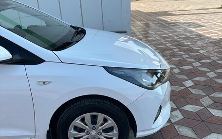 Hyundai Solaris II рестайлинг, 2021 год, 1 200 000 рублей, 9 фотография