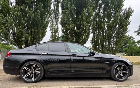 BMW 5 серия, 2013 год, 1 860 000 рублей, 3 фотография