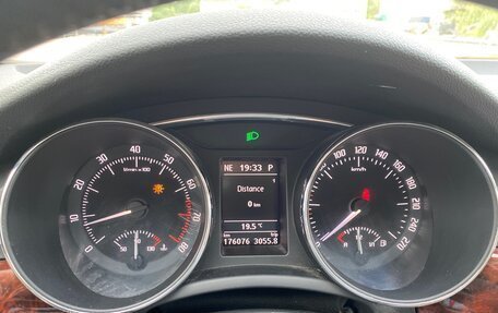 Skoda Superb III рестайлинг, 2012 год, 849 000 рублей, 9 фотография