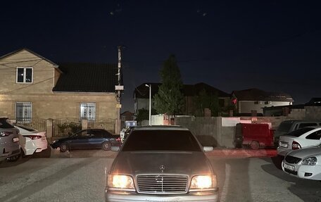 Mercedes-Benz S-Класс, 1998 год, 750 000 рублей, 3 фотография