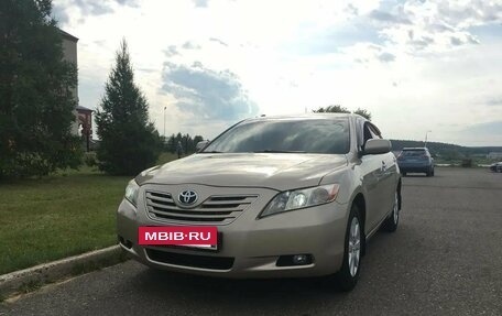 Toyota Camry, 2006 год, 900 000 рублей, 2 фотография