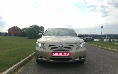 Toyota Camry, 2006 год, 900 000 рублей, 3 фотография
