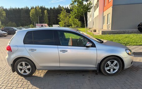 Volkswagen Golf VI, 2009 год, 560 000 рублей, 2 фотография