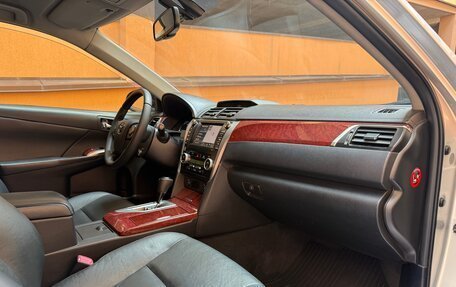 Toyota Camry, 2012 год, 1 340 000 рублей, 9 фотография