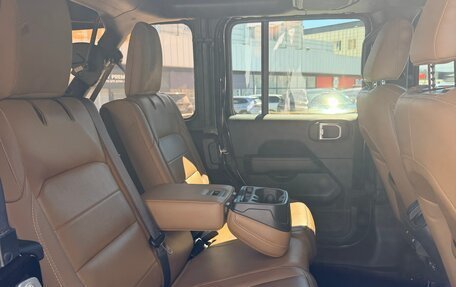 Jeep Wrangler, 2021 год, 4 950 000 рублей, 14 фотография