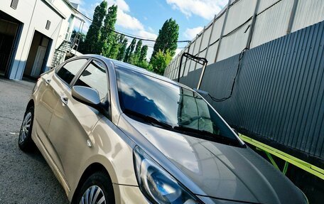 Hyundai Solaris II рестайлинг, 2012 год, 389 000 рублей, 2 фотография