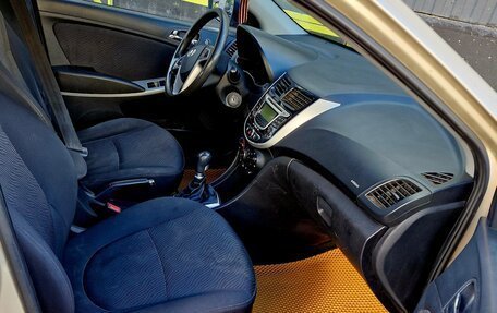 Hyundai Solaris II рестайлинг, 2012 год, 389 000 рублей, 11 фотография