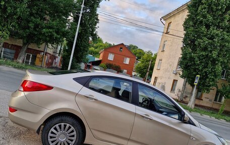 Hyundai Solaris II рестайлинг, 2012 год, 389 000 рублей, 4 фотография