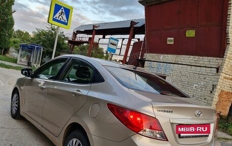 Hyundai Solaris II рестайлинг, 2012 год, 389 000 рублей, 7 фотография