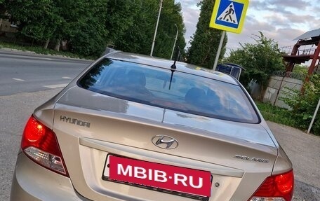 Hyundai Solaris II рестайлинг, 2012 год, 389 000 рублей, 6 фотография
