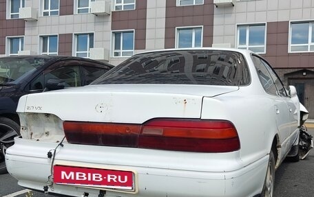 Toyota Vista, 1990 год, 90 000 рублей, 2 фотография