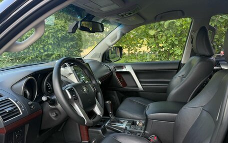 Toyota Land Cruiser Prado 150 рестайлинг 2, 2016 год, 4 175 000 рублей, 19 фотография