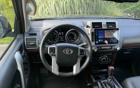Toyota Land Cruiser Prado 150 рестайлинг 2, 2016 год, 4 175 000 рублей, 22 фотография