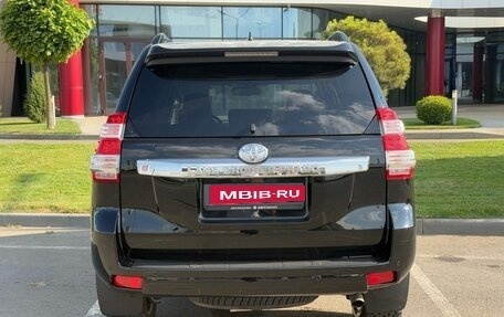 Toyota Land Cruiser Prado 150 рестайлинг 2, 2016 год, 4 175 000 рублей, 14 фотография