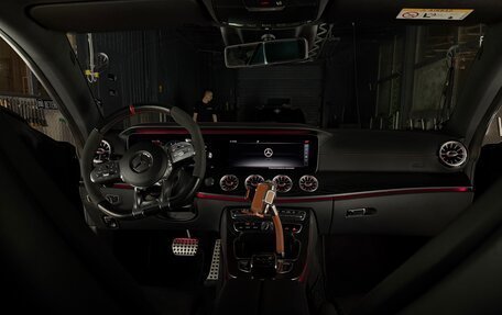 Mercedes-Benz E-Класс AMG, 2019 год, 5 300 000 рублей, 5 фотография