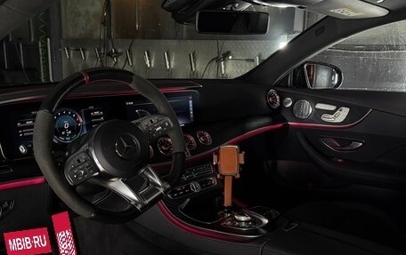 Mercedes-Benz E-Класс AMG, 2019 год, 5 300 000 рублей, 4 фотография