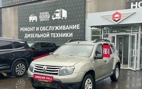 Renault Duster I рестайлинг, 2014 год, 730 000 рублей, 3 фотография