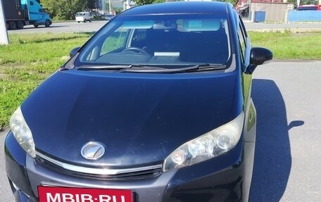 Toyota Wish II, 2013 год, 1 270 000 рублей, 8 фотография