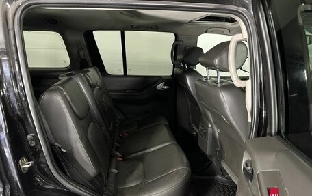 Nissan Pathfinder, 2010 год, 1 300 000 рублей, 17 фотография