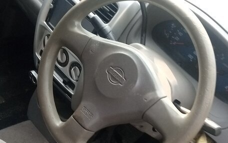 Nissan Cube II, 2002 год, 85 000 рублей, 2 фотография