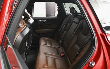 Volvo XC60 II, 2018 год, 3 340 000 рублей, 9 фотография