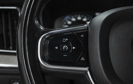 Volvo XC60 II, 2018 год, 3 340 000 рублей, 17 фотография