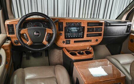 GMC Savana I, 2010 год, 4 330 811 рублей, 6 фотография