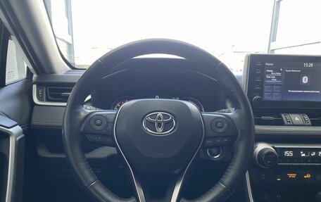 Toyota RAV4, 2019 год, 3 210 000 рублей, 11 фотография