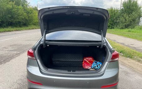 Hyundai Elantra VI рестайлинг, 2017 год, 1 440 000 рублей, 7 фотография