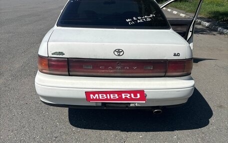 Toyota Camry V30, 1992 год, 350 000 рублей, 4 фотография