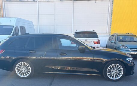 BMW 3 серия, 2021 год, 3 500 000 рублей, 3 фотография
